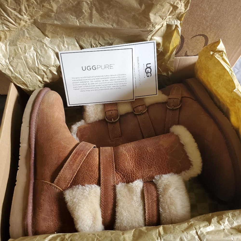W Becket UGG leather boots